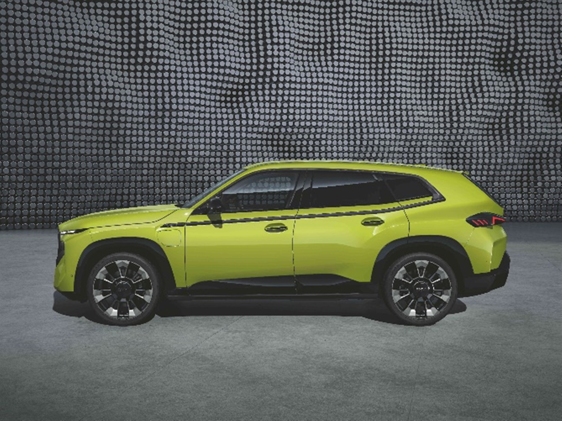 รูปภาพ บีเอ็มดับเบิลยู BMW XM 50e Shadow Line ปี 2023