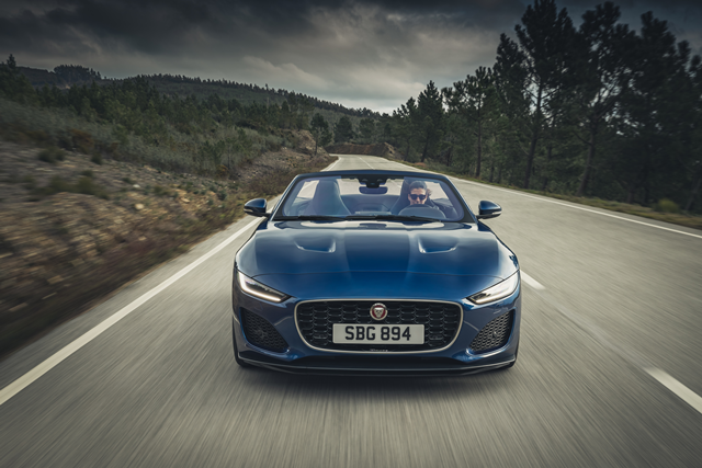 Jaguar F-Type 2.0 Ingenium Petrol Convertible R-Dynamic MY2020 จากัวร์ ปี 2020 : ภาพที่ 3