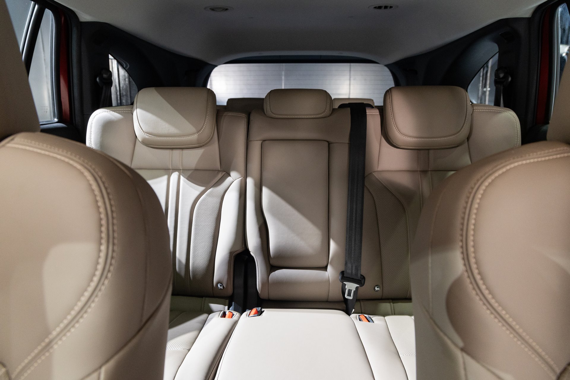 รูปภาพ อีซูซุ Isuzu MU-X 4x2 1.9 Ultimate A/T ปี 2024