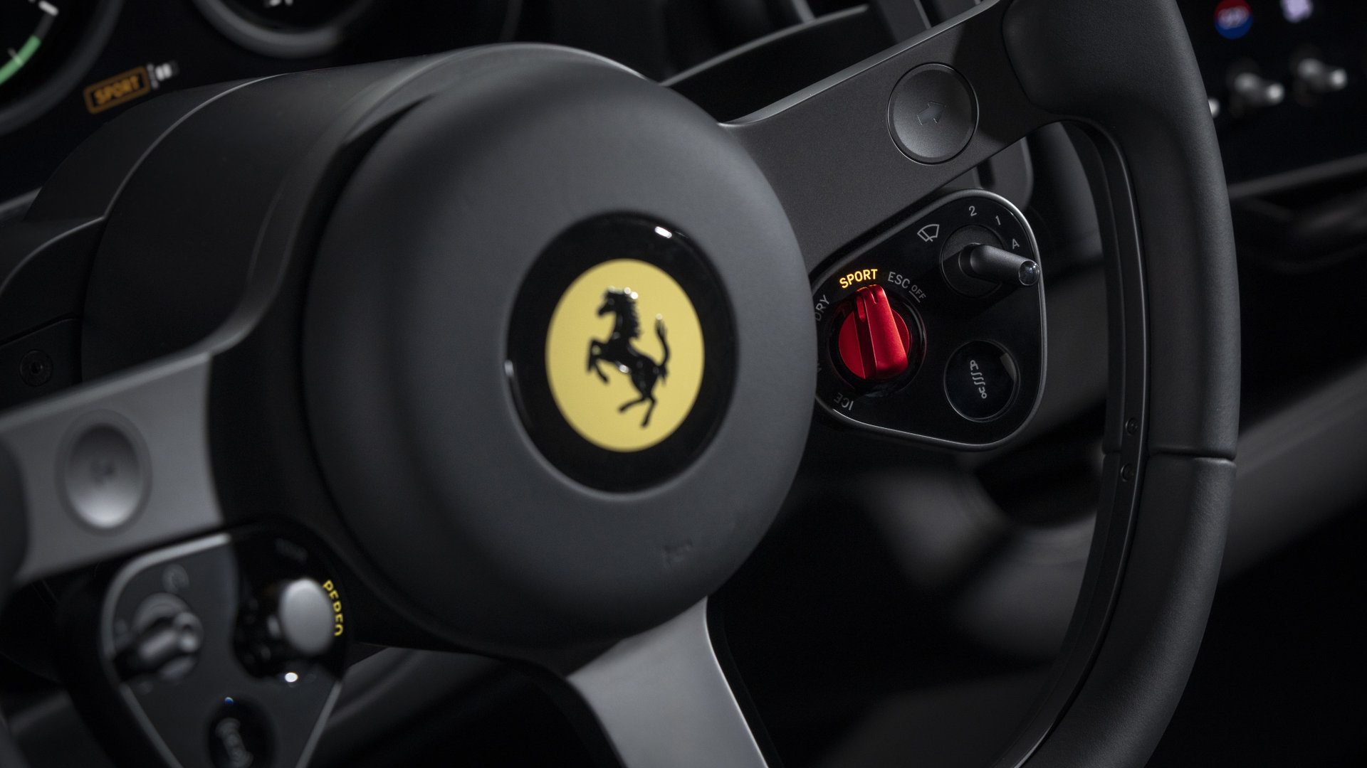 รูปภาพ เฟอร์รารี่ Ferrari Luce Standard ปี 2026