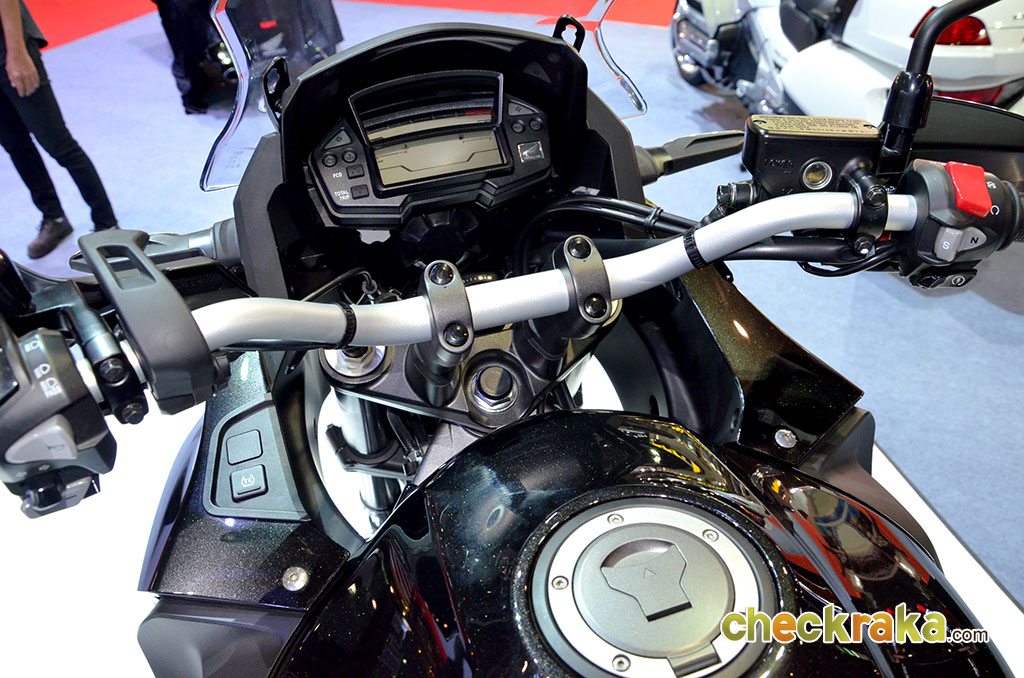 Honda VFR 1200X ฮอนด้า วีเอฟอาร์ ปี 2014 : ภาพที่ 12