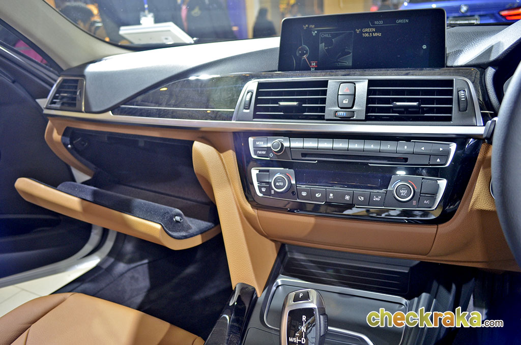 รูปภาพ บีเอ็มดับเบิลยู BMW Series 3 320d Celebration Edition ปี 2016