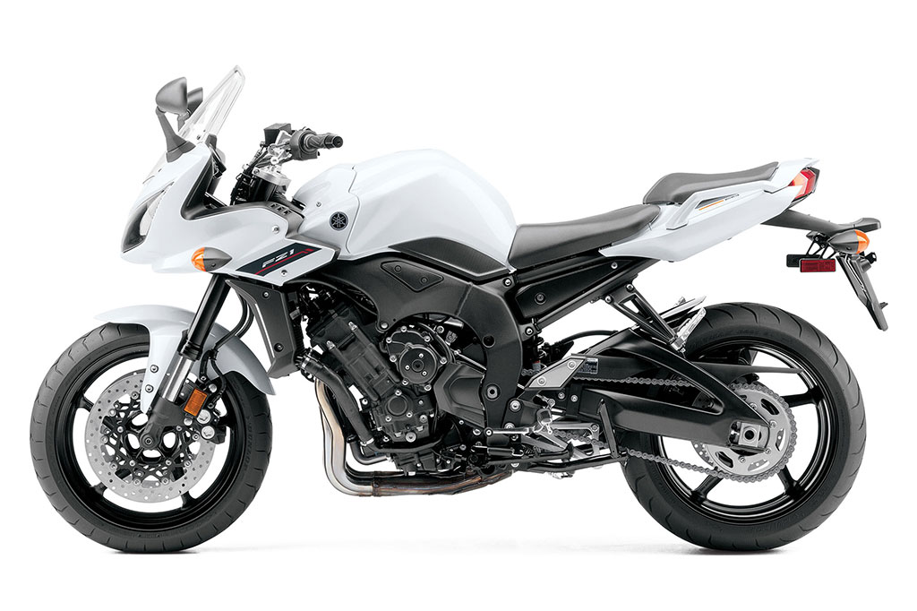 รูปภาพ ยามาฮ่า Yamaha FZ1 Fazer (Standard) ปี 2015