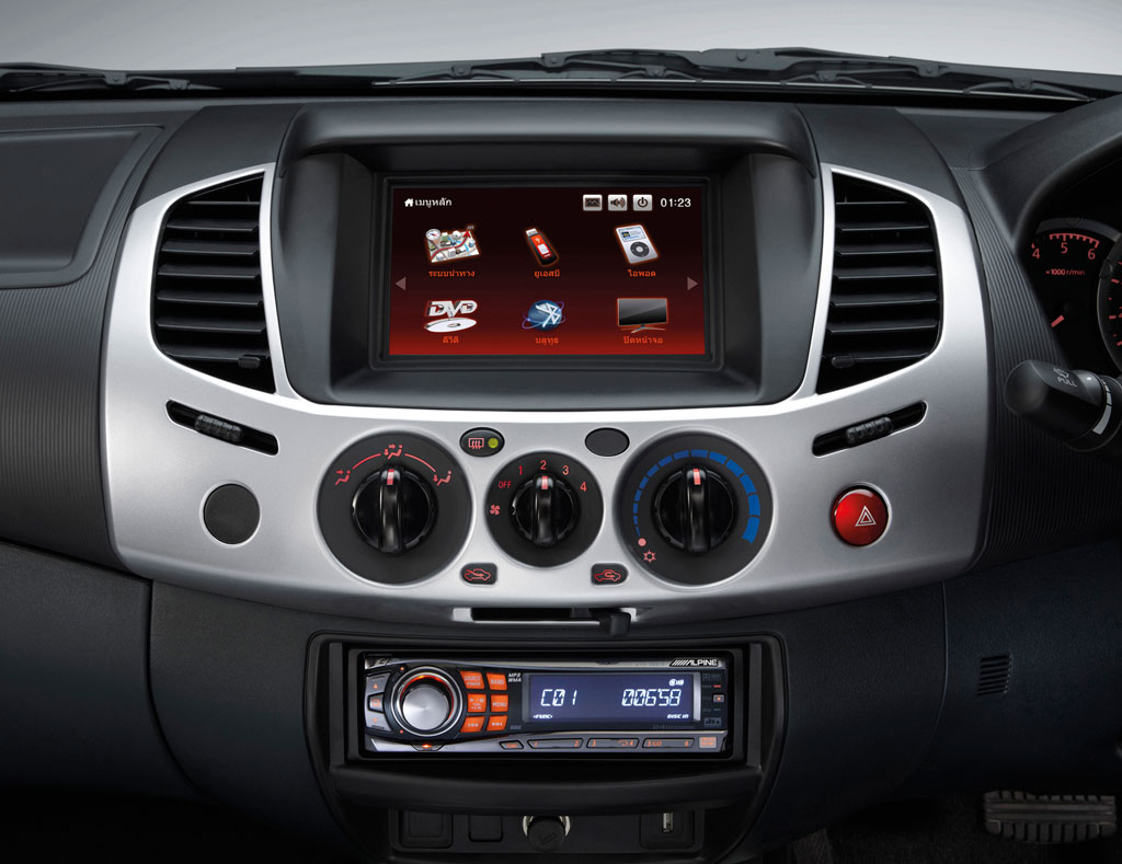 รูปภาพ มิตซูบิชิ Mitsubishi Triton Plus Mega Cab 2.4 GLS M/T ปี 2012
