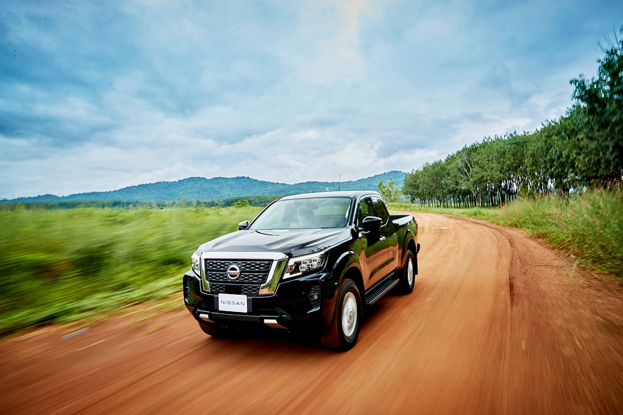 Nissan Navara King Cab CALIBRE V 7AT นิสสัน นาวาร่า ปี 2022 : ภาพที่ 5
