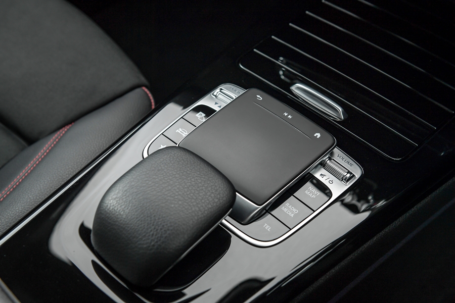 รูปภาพ เมอร์เซเดส-เบนซ์ Mercedes-benz A-Class A 200 AMG Dynamic (CKD) ปี 2020