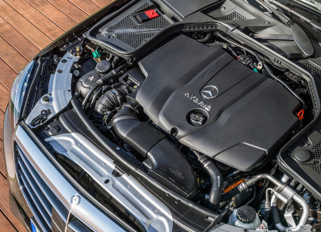 รูปภาพ เมอร์เซเดส-เบนซ์ Mercedes-benz C-Class C 300 BlueTEC Hybrid Estate AMG Dynamic ปี 2014