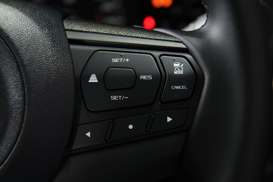 รูปภาพ มาสด้า Mazda BT-50 DBL 3.0 XTR HI-RACER 6AT ปี 2024