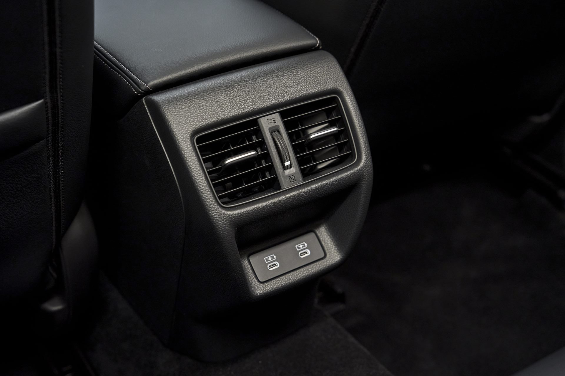 รูปภาพ ฮอนด้า Honda Civic e:HEV EL+ ปี 2026