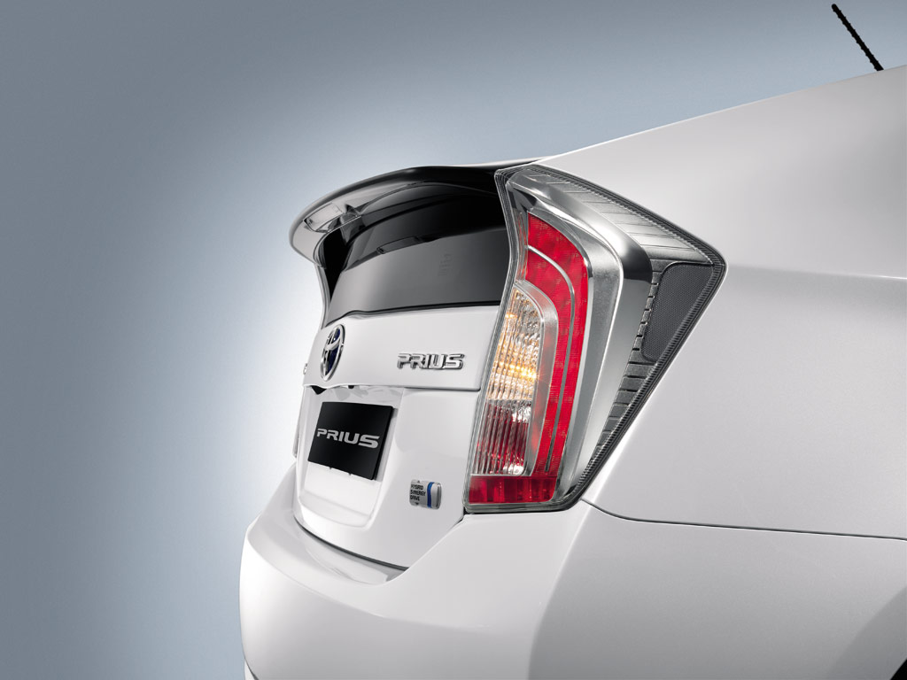 Toyota Prius 1.8 Standard โตโยต้า พรีอุส ปี 2012 : ภาพที่ 7