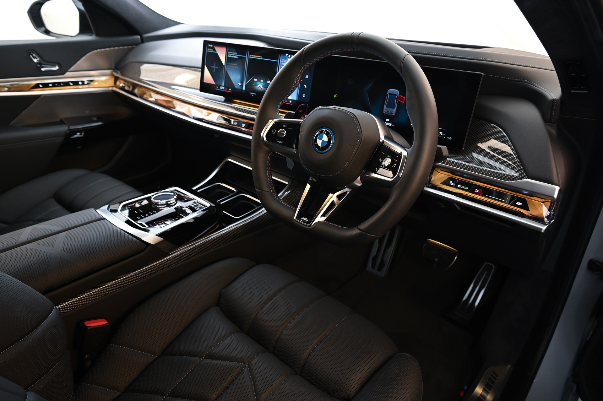 รูปภาพ บีเอ็มดับเบิลยู BMW M7 M760e xDrive ปี 2023