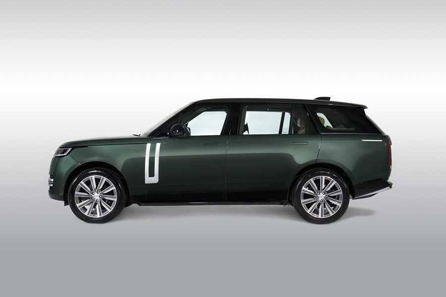 Land Rover Range Rover 3.0 Petrol Plug-In Hybrid LWB AWD Autobiography Plus แลนด์โรเวอร์ เรนจ์โรเวอร์ ปี 2022 : ภาพที่ 2