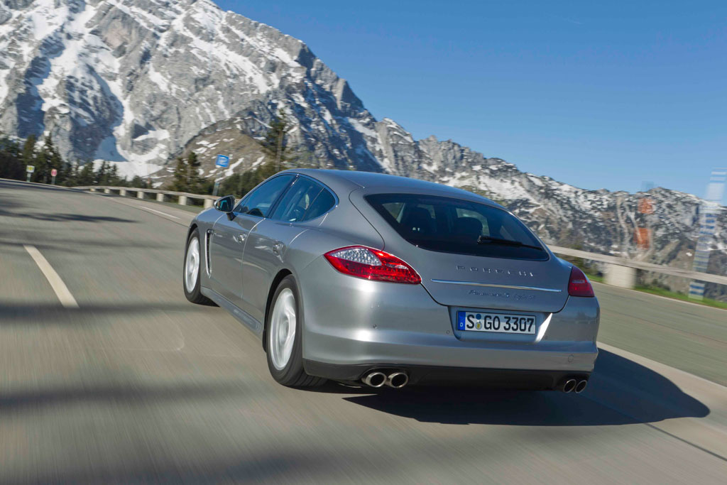 Porsche Panamera S E-Hybrid ปอร์เช่ พานาเมร่า ปี 2011 : ภาพที่ 2