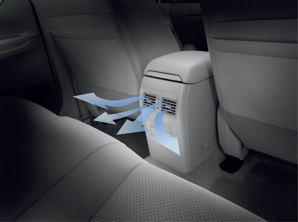 Nissan Sylphy 1.6 V CVT นิสสัน ซีลฟี่ ปี 2012 : ภาพที่ 17