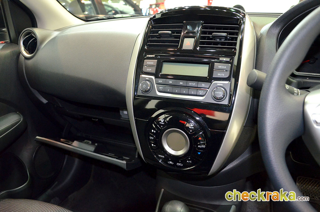 รูปภาพ นิสสัน Nissan Almera EL CVT ปี 2015