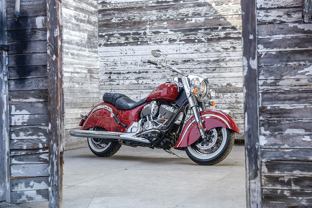 Indian Motorcycle Chief Classic Standard อินเดียน มอเตอร์ไซเคิล โรดมาสเตอร์ ปี 2015 : ภาพที่ 3