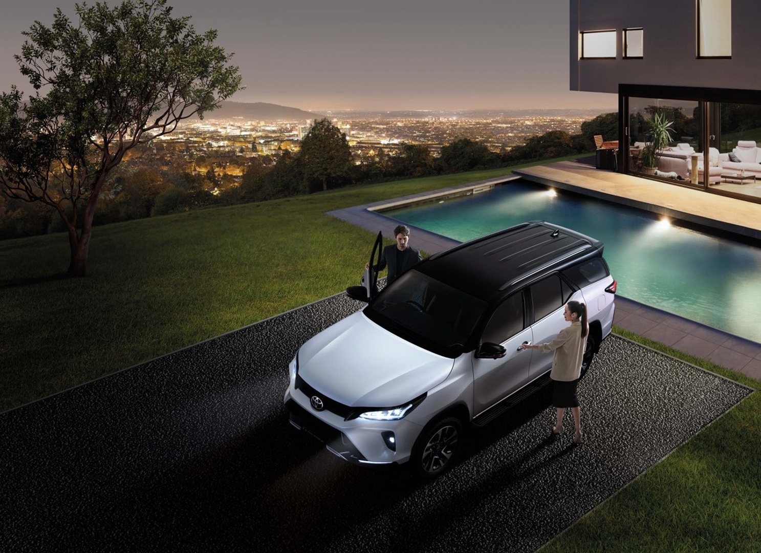 รูปภาพ โตโยต้า Toyota Fortuner 2.8 Legender 4WD AT ปี 2024