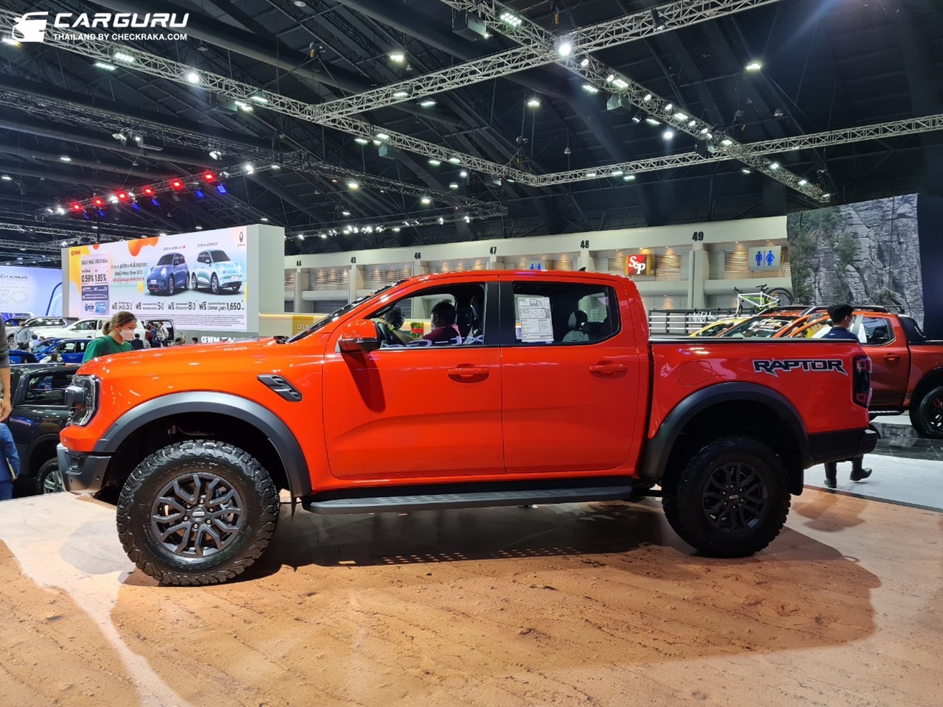 Ford Ranger Double Cab 2.0L Bi-Turbo Raptor 4x4 10AT ฟอร์ด เรนเจอร์ ปี 2023 : ภาพที่ 2