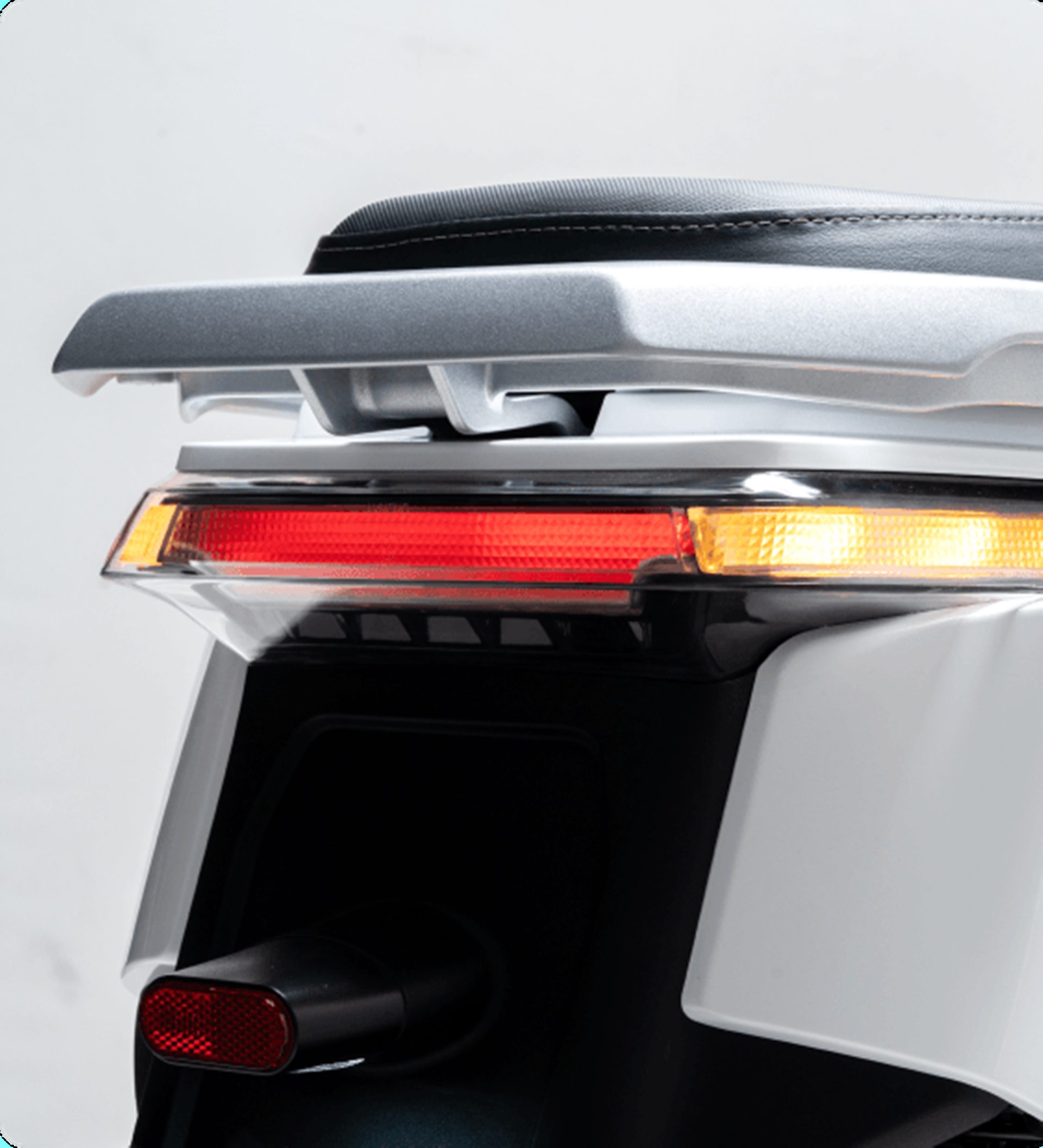 รูปภาพ สลีค SLEEK TYPE-E (Standard) ปี 2024