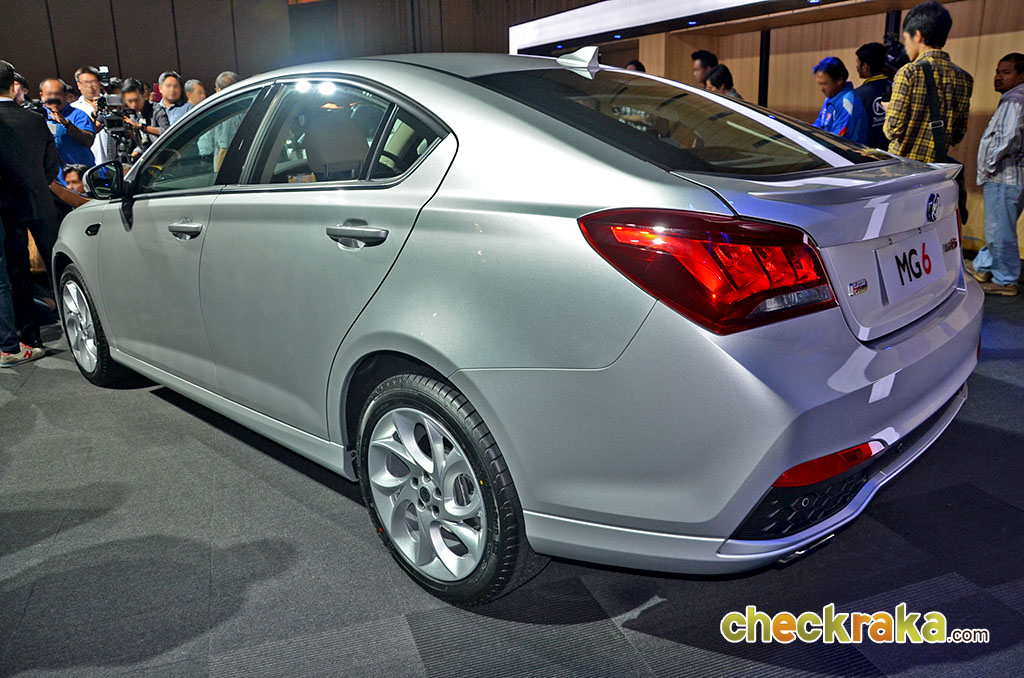 MG 6 1.8 D Turbo Sunroof DCT Fastback เอ็มจี 6 ปี 2015 : ภาพที่ 13