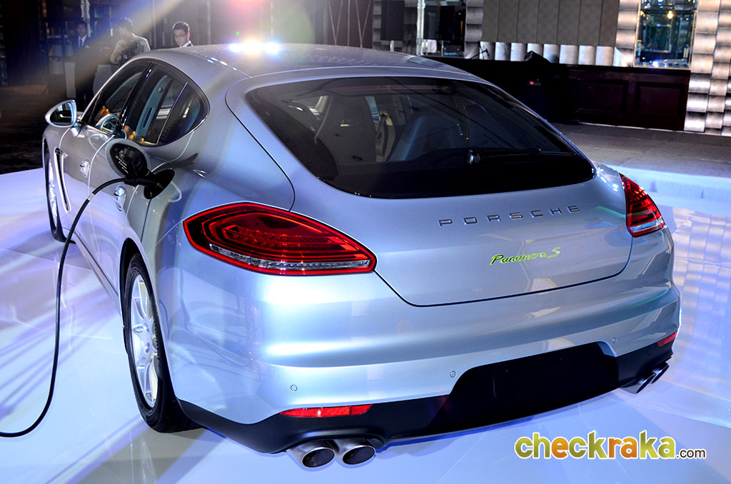 Porsche Panamera S E-Hybrid ปอร์เช่ พานาเมร่า ปี 2013 : ภาพที่ 12