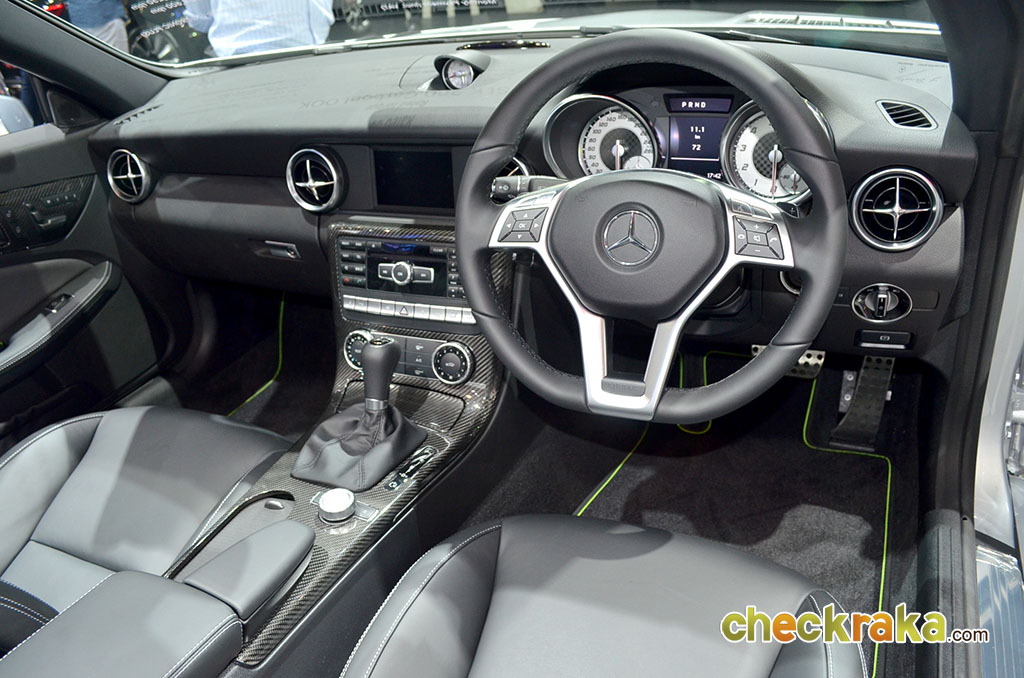 Mercedes-benz SLK-Class SLK200 CarbonLook Edition เมอร์เซเดส-เบนซ์ เอสแอลเค-คลาส ปี 2014 : ภาพที่ 12