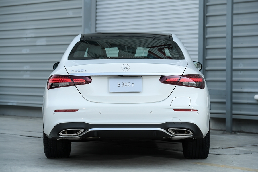 Mercedes Benz E Class E 300 E Amg Dynamic My21 21 ราคา 3 770 000 บาท เมอร เซเดส เบนซ อ คลาส สเปค เช คราคา คอม Mercedes Benz E Class E 300 E Amg Dynamic My21 21 ราคา 3 770 000 บาท เมอร เซเดส เบนซ อ คลาส สเปค เช คราคา คอม
