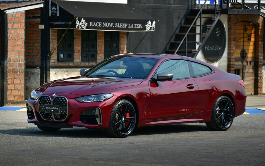รูปภาพ บีเอ็มดับเบิลยู BMW M4 M440i xDrive Coupe ปี 2022