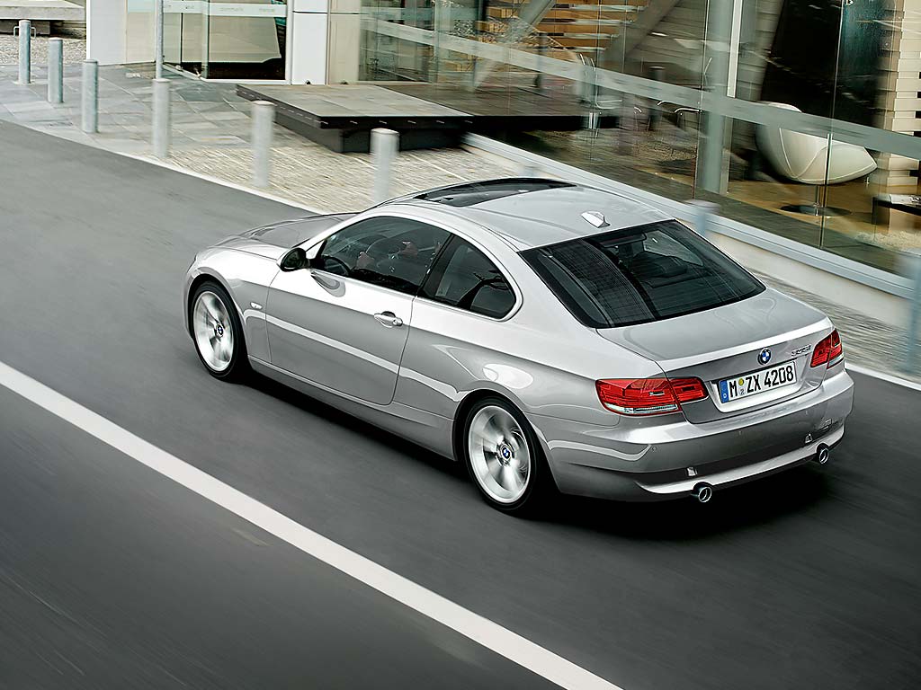 รูปภาพ บีเอ็มดับเบิลยู BMW Series 3 320d Coupe ปี 2010