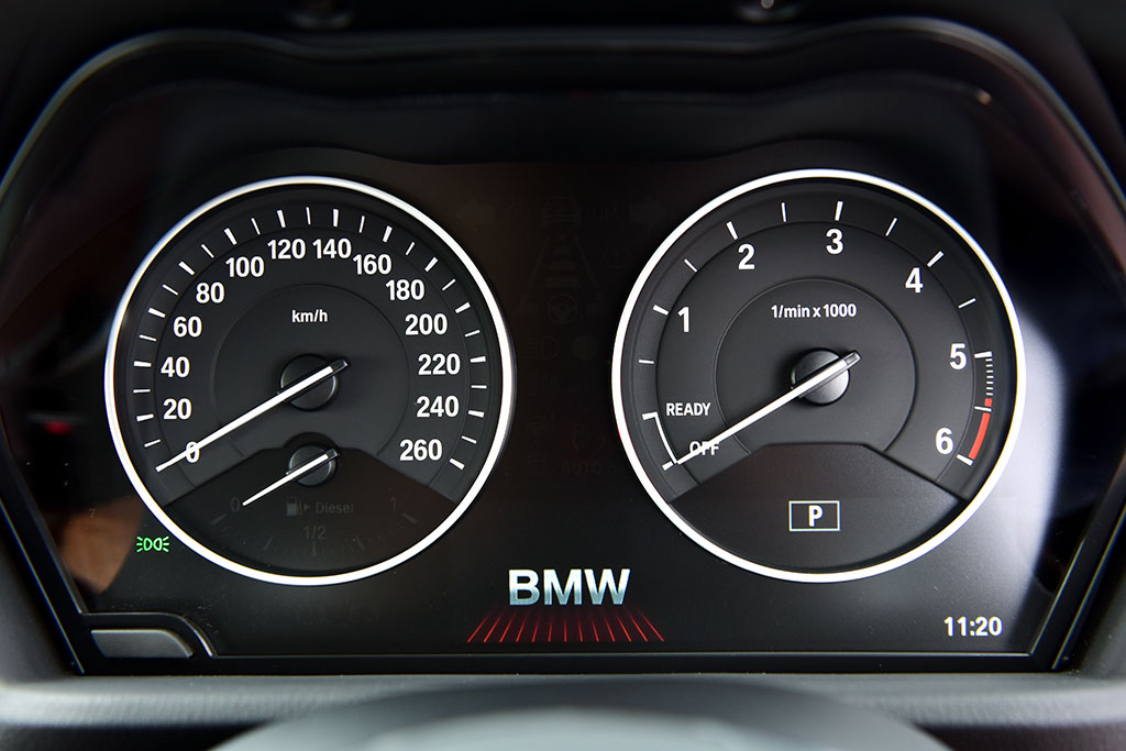 BMW X1 sDrive18d xLine บีเอ็มดับเบิลยู เอ็กซ์1 ปี 2016 : ภาพที่ 6