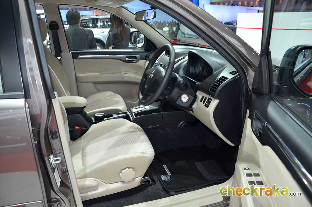 Mitsubishi Pajero Sport GLS (VG Turbo) มิตซูบิชิ ปาเจโร่ สปอร์ต ปี 2014 : ภาพที่ 10