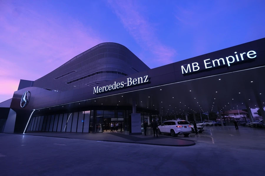 Mercedes-Benz เปิดศูนย์บริการสุดเอกซ์คลูซีพ MB Empire แห่งใหม่บนถนน ...