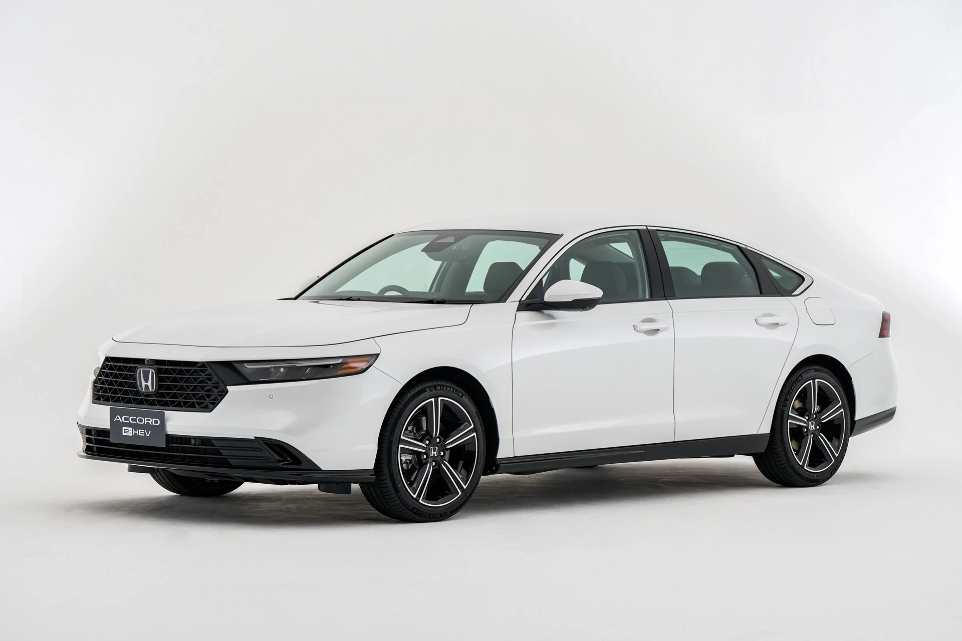 Honda Accord ทุกรุ่นย่อย