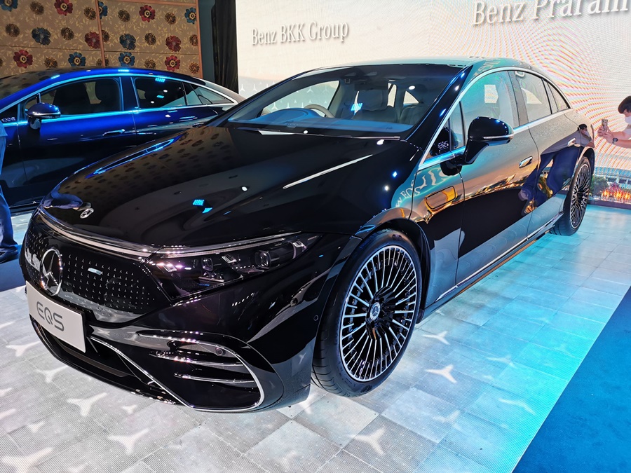 รถยนต์เมอร์เซเดส-เบนซ์ Mercedes-benz EQ Logo