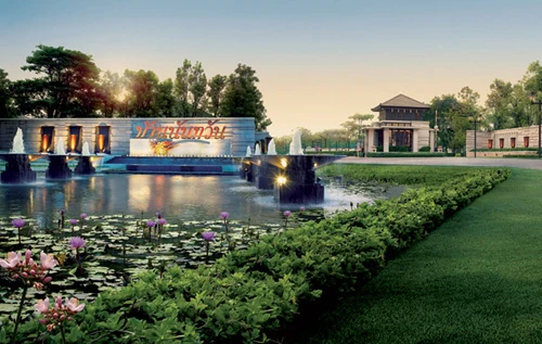 รูปภาพ นันทวัน ศรีนครินทร์ (Nanthawan Srinakarin)