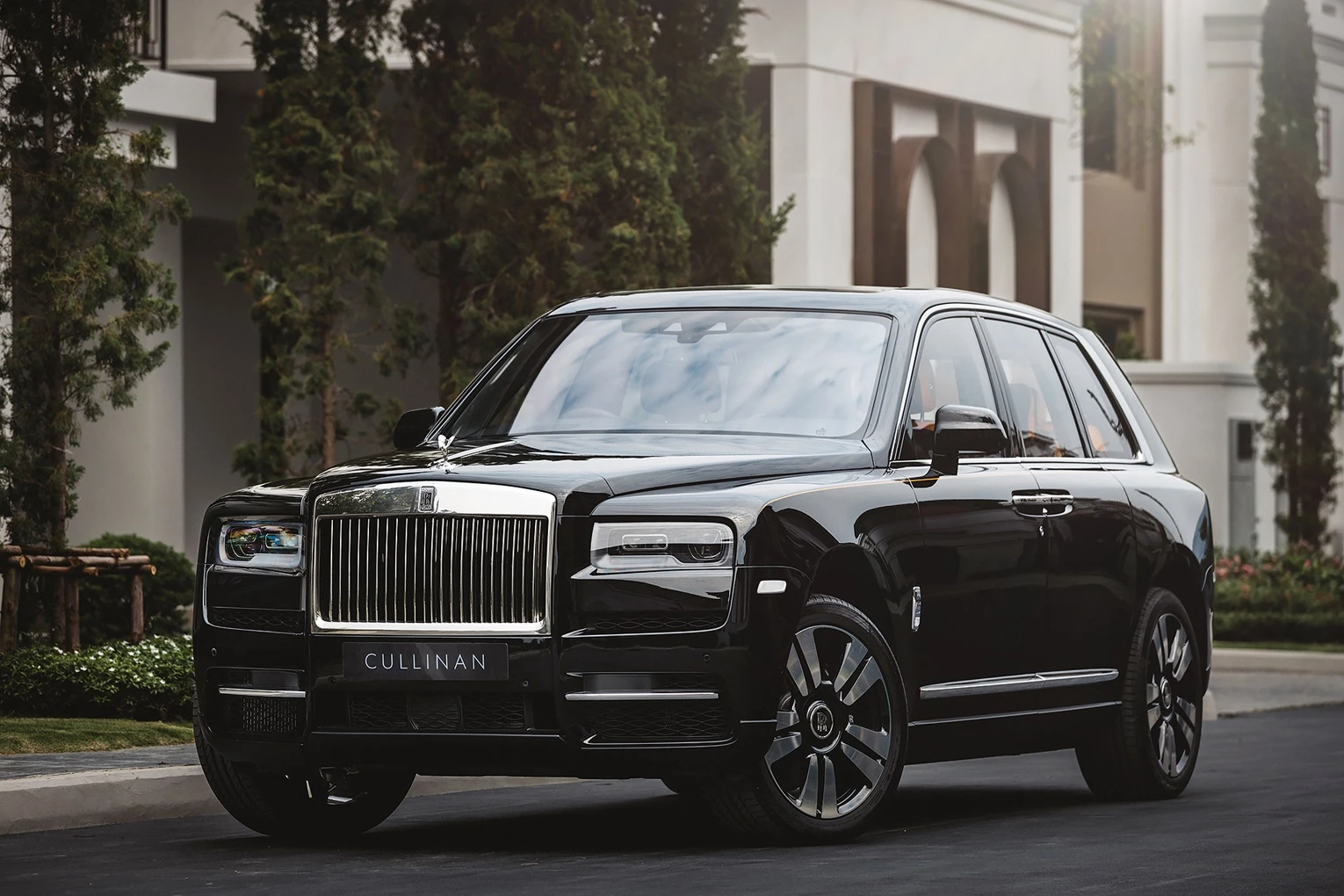 Rolls-Royce Cullinan ทุกรุ่นย่อย