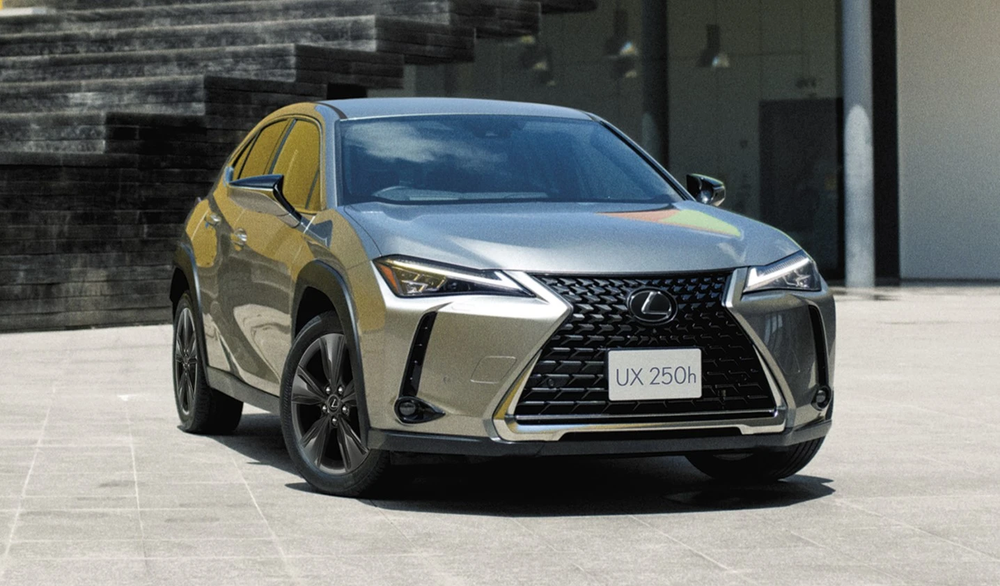 Lexus UX ทุกรุ่นย่อย