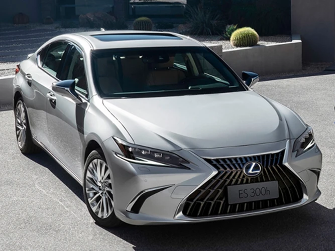 Lexus ES ทุกรุ่นย่อย