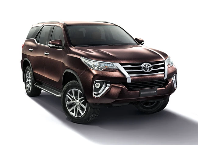 รูปภาพ โตโยต้า Toyota Fortuner 2.8V 4WD AT ปี 2015