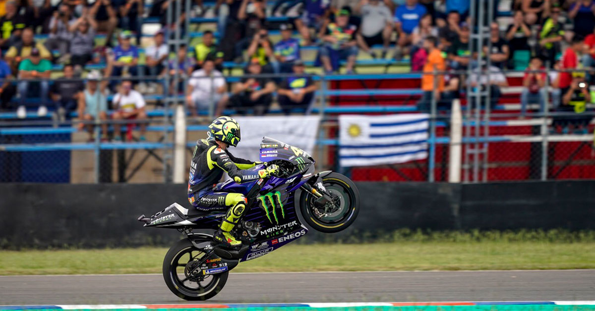 yamaha yzr m1 valentino rossi